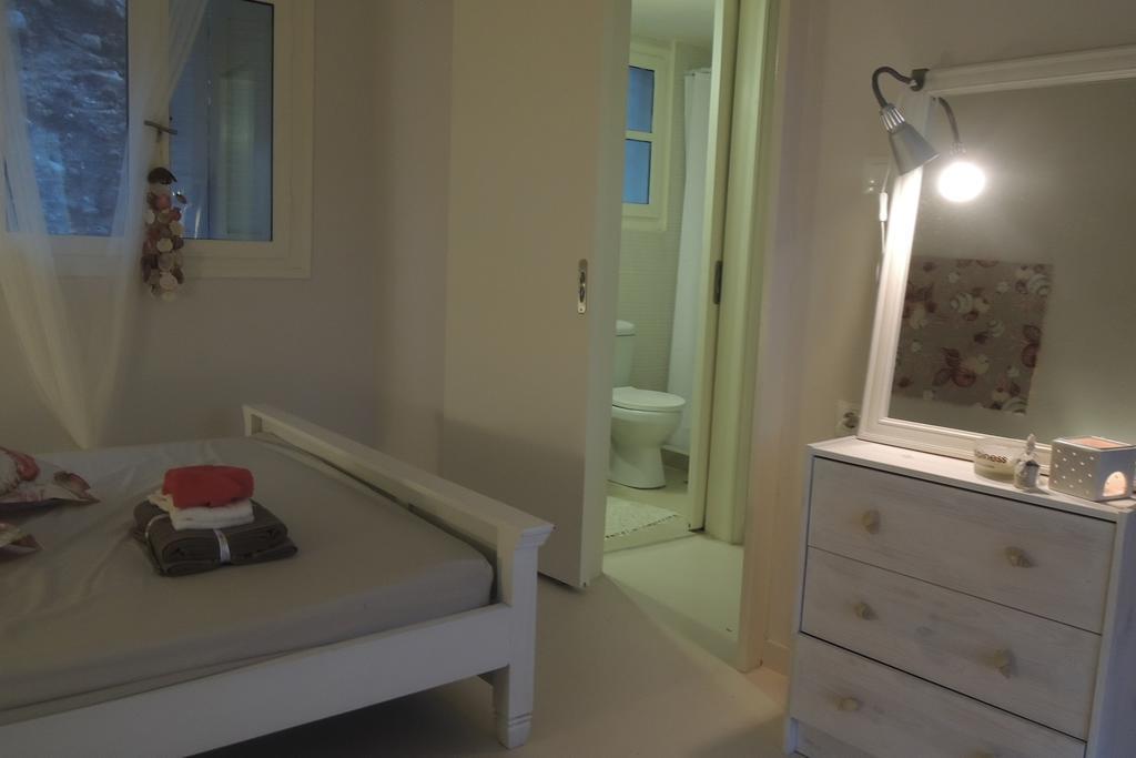Kalliroe Apartments -Creta Agia Galini Oda fotoğraf